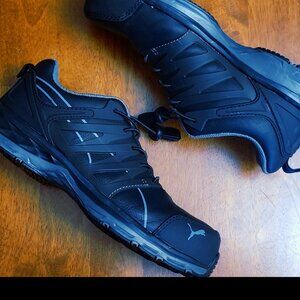 Puma ~ Sxz 8 ~ Black Low Top Puma Impulse Shoes ~ *Excellent Condition